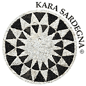 Il logo di Kara Sardegna ideato da Gavino Sanna