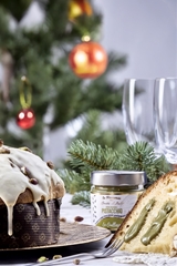 La Forneria di Pula Panettone ricoperto di cioccolato bianco e pistacchi con vasetto di crema al pistacchio...